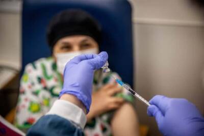В Реховоте женщина случайно получила четвертую прививку от коронавируса - cursorinfo.co.il
