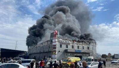 В Израиле произошел пожар в торговом центре, часть здания обрушилась - vchaspik.ua - Израиль - Украина - Калансуа
