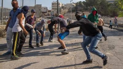 Каменный террор в Израиле: 95% уголовных дел не доходят до суда - vesty.co.il - Израиль