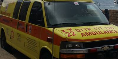 В Иерусалиме автобус врезался в ограждение и сбил 18-летнюю девушку - detaly.co.il - Иерусалим
