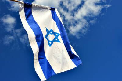 Двое подростков из Восточного Иерусалима осквернили израильский флаг - news.israelinfo.co.il - Иерусалим - Восточный Иерусалим - Из - Израильский