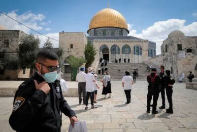 Палестинские арабы возмущены тем, что евреям разрешили совершать молитвы на Храмовой горе - cursorinfo.co.il - Иерусалим - Jerusalem