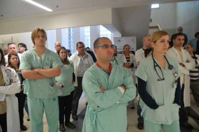 В Израиле более 2,5 тысяч медиков уволились из-за 26-часовых смен - news-front.info - Израиль - Из