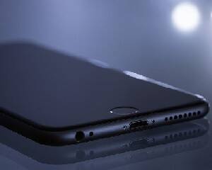 «iPhone» следующего поколения станет максимально «заботливым» - isra.com