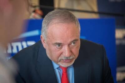Авигдор Либерман - Либерман признал, что у коалиции есть внутренние проблемы - cursorinfo.co.il - Израиль - Есть