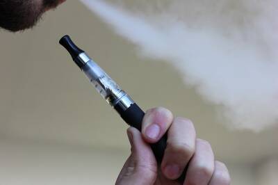 Авигдор Либерман - Либерман планирует обложить налогом электронные сигареты - cursorinfo.co.il - Израиль
