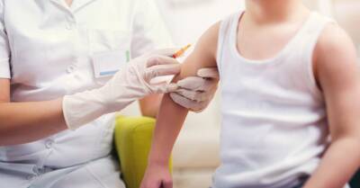Нафтали Бенет - Израиль начинает вакцинацию от Covid-19 среди детей от пяти лет - rus.delfi.lv - Израиль - Латвия