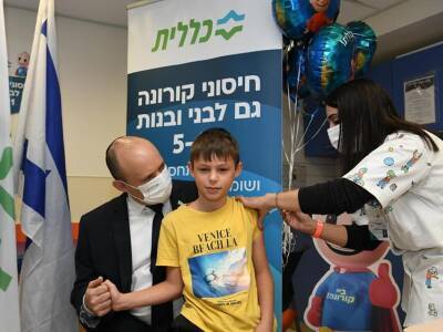 В Израиле стартовала COVID-вакцинация детей. Премьер привел на прививку сына - gordonua.com - Израиль - Украина