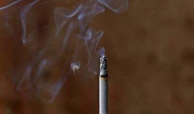 Израильтянку оштрафовали за курение на десятки тысяч шекелей - cursorinfo.co.il - Израиль