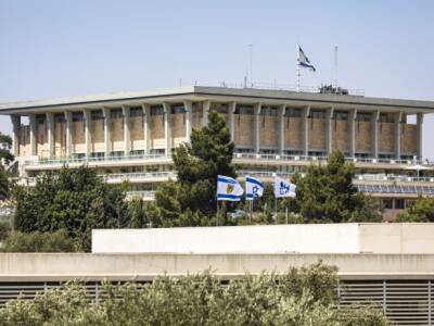 Нафтали Беннет - Парламент Израиля принял бюджет и предотвратил досрочные выборы - unn.com.ua - Израиль - Украина - Киев