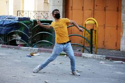 Арабские подростки напали на солдат ЦАХАЛа около Шхема - cursorinfo.co.il - Израиль