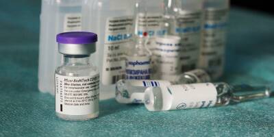 Исследование в Израиле: только третья доза вакцины Pfizer защищает от штамма «омикрон» - nep.co.il - Израиль - Шиб