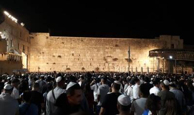 «Никакие компромиссы не имеют значения, когда речь идет о плане Стены Плача», - пишет ведущий раввин движения Хабад-Любавич - 7kanal.co.il - Израиль