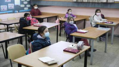 Нафтали Беннет - Фильтры для уничтожения вирусов установят в 100 школах Израиля - vesty.co.il - Израиль - Иерусалим
