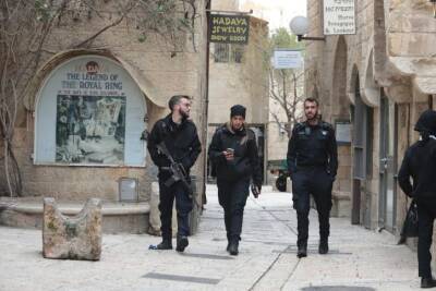 Столкновение полиции с палестинцами в Шейх Джарре: двое палестинцев арестованы - cursorinfo.co.il - Израиль - Восточный Иерусалим - деревня Бейт