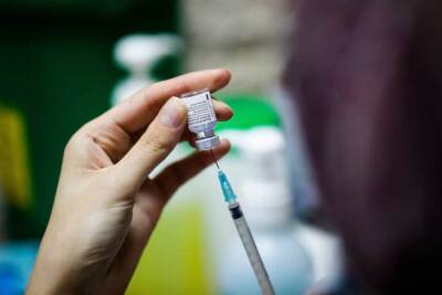 В Нью-Йорке платят 100$ тем, кто сделал бустерную вакцину и мира - cursorinfo.co.il - Израиль - Нью-Йорк - Сша - Нью-Йорк - New York