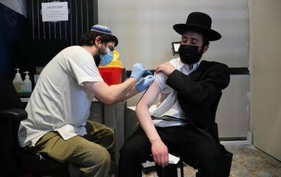 Нафтали Беннет - В Израиле начнут COVID-вакцинацию четвертой дозой - korrespondent.net - Израиль - Украина - Jerusalem