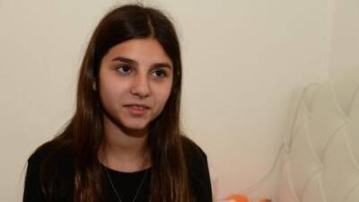 После издевательств 13-летняя Лиан перешла в другую школу: "Мама, мне тревожно" - vesty.co.il - Израиль