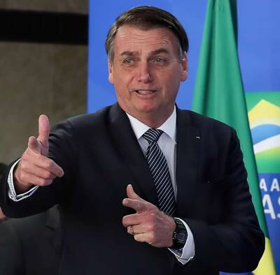 Жаир Болсонару - Президент Бразилии заявил, что не будет вакцинировать свою дочь - lenta.ua - Украина - Бразилия