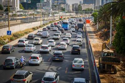 Специалисты посчитали, что ситуация с дорожным движением в Израиле в 2022 году усложнится - cursorinfo.co.il - Израиль