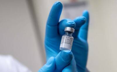 Израиль рассмотрит возможность введения 4-й дозы вакцины от COVID для людей с ослабленным иммунитетом - cursorinfo.co.il - Израиль