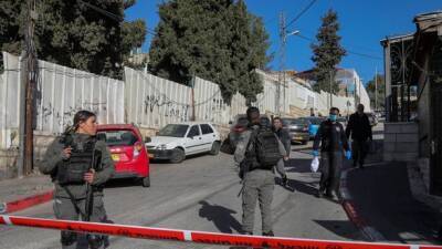 Иерусалим: 14-летняя палестинка напала с ножом на прохожую женщину - unn.com.ua - Израиль - Иерусалим - Украина - Восточный Иерусалим - Киев