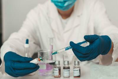 Pfizer: троекратная вакцинация хорошо защищает от заражения «омикроном» - news.israelinfo.co.il