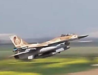 Израиль заподозрили в авианалете на районы поблизости сирийско-иракской границы - actualnews.org - Израиль - Сирия
