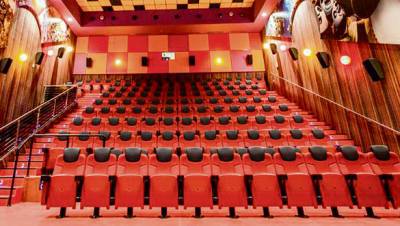 В Израиле вновь заработали кинотеатры: сколько это стоит и как попасть на сеанс - vesty.co.il - Израиль