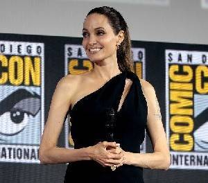 Неужели у Джоли всё так серьезно с бывшим? - isra.com