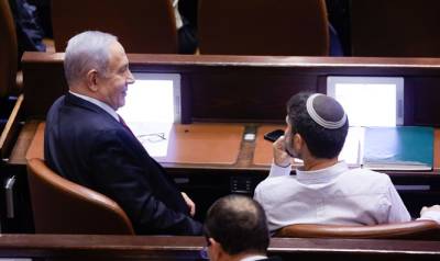 Гидеон Саар - Беня Ганц - Согласно опросу, «Ликуд» остается крупнейшей фракцией в Кнессете, имея шансы получить 29 мандатов - 7kanal.co.il