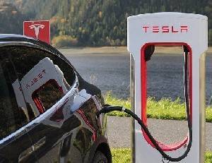 «Tesla» открывает первую автономную зарядную станцию в Китае - isra.com - Сша - Китай - Шанхай