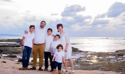 Эльад Барзилай - 37-летний отец четверых детей из Акко, которого в прошлом месяце избили до бессознательного состояния арабские мятежники, выписан из больницы. - 7kanal.co.il - Израиль - Из