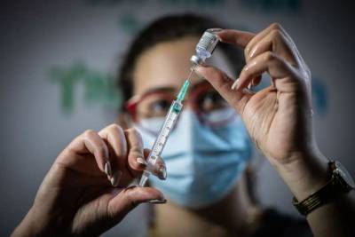 В Израиле опубликовали новое исследование о риске заболеть COVID-19 после вакцинации - cursorinfo.co.il - Израиль - Jerusalem