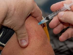 В США введено более 337 миллионов доз вакцин от COVID-19 - isra.com - Сша