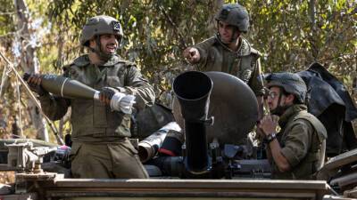 Израиль атаковал военные объекты палестинских группировок в Газе - vesti.ru - Израиль - Газе