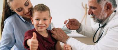 В Израиле начнут вакцинировать от коронавируса детей 5-11 лет из групп риска - w-n.com.ua - Израиль - Из