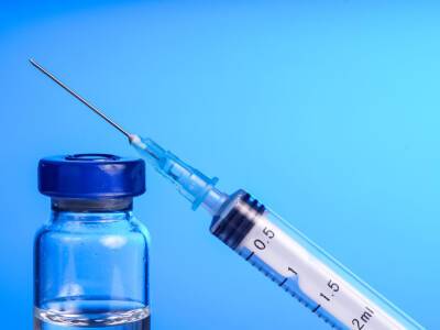 Ицхак Герцог - Израиль первым в мире начал массовую вакцинацию третьей дозой Pfizer - gordonua.com - Израиль - Украина - Президент