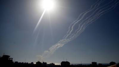 Израиль вновь нанес удары по сектору Газа - vesti.ru - Израиль - Газа