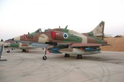 ВВС Израиля нанесли серию авиаударов по сектору Газа - aif.ru - Израиль - Газа