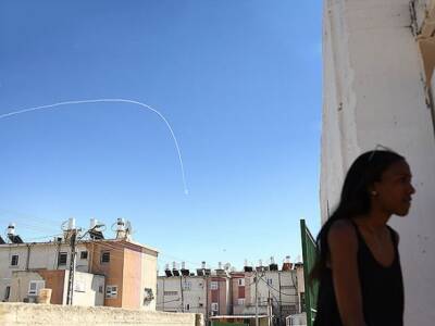 В сторону Израиля снова начались обстрелы: выпущена первая ракета, звучат сирены - unn.com.ua - Израиль - Украина - Сдерот - Киев