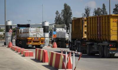 Правительство направило в анклав 10 грузовиков с товарами. Будет ли разрешен импорт строительных материалов? - 7kanal.co.il - Израиль - Палестина