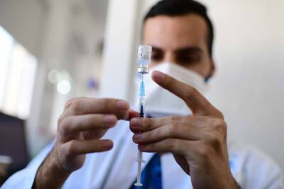 В Израиле стартует кампания третьей вакцинации для лиц старше 40 лет - nashe.orbita.co.il - Израиль