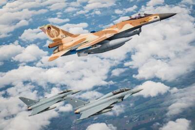 Истребители ВВС Израиля замечены на средних высотах над Бейрутом - mk.ru - Израиль - Сирия - Лондон - Стамбул - Ливан - Дамаск - Амман - Бейрут - Над