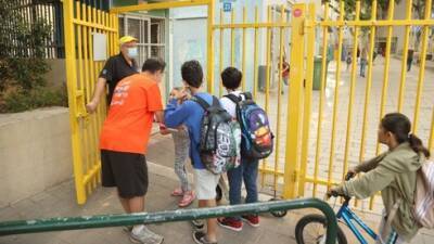 Родители бойкотируют школу в Южном Тель-Авиве: уберите детей нелегалов - vesty.co.il - Израиль - Тель-Авив