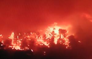 Лесной пожар на юге Франции бушует больше недели - isra.com - Франция