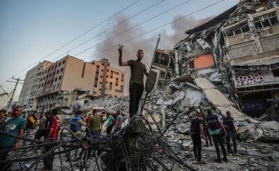 ВВС Израиля разбомбили военные объекты ХАМАС в секторе Газа - tvc.ru - Израиль - Газа