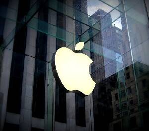 «Apple» меняет политику работы - isra.com - Сша