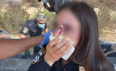 Иерусалим: хулиган разбил лицо полицейской за требование одеть маску в автобусе - nashe.orbita.co.il - Тель-Авив - Иерусалим - Того