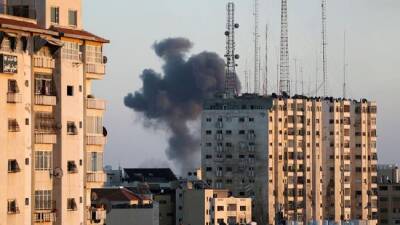 ВВС Израиля нанесли удар по объектам ХАМАС в секторе Газа - eadaily.com - Израиль - Газа